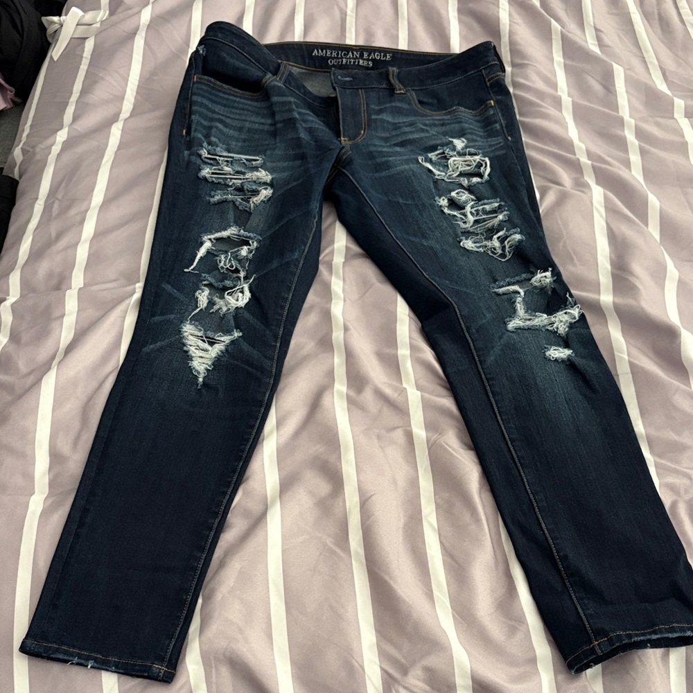 American Eagle Outfitters Women's Dark Blue Distressed Skinny jeggings
